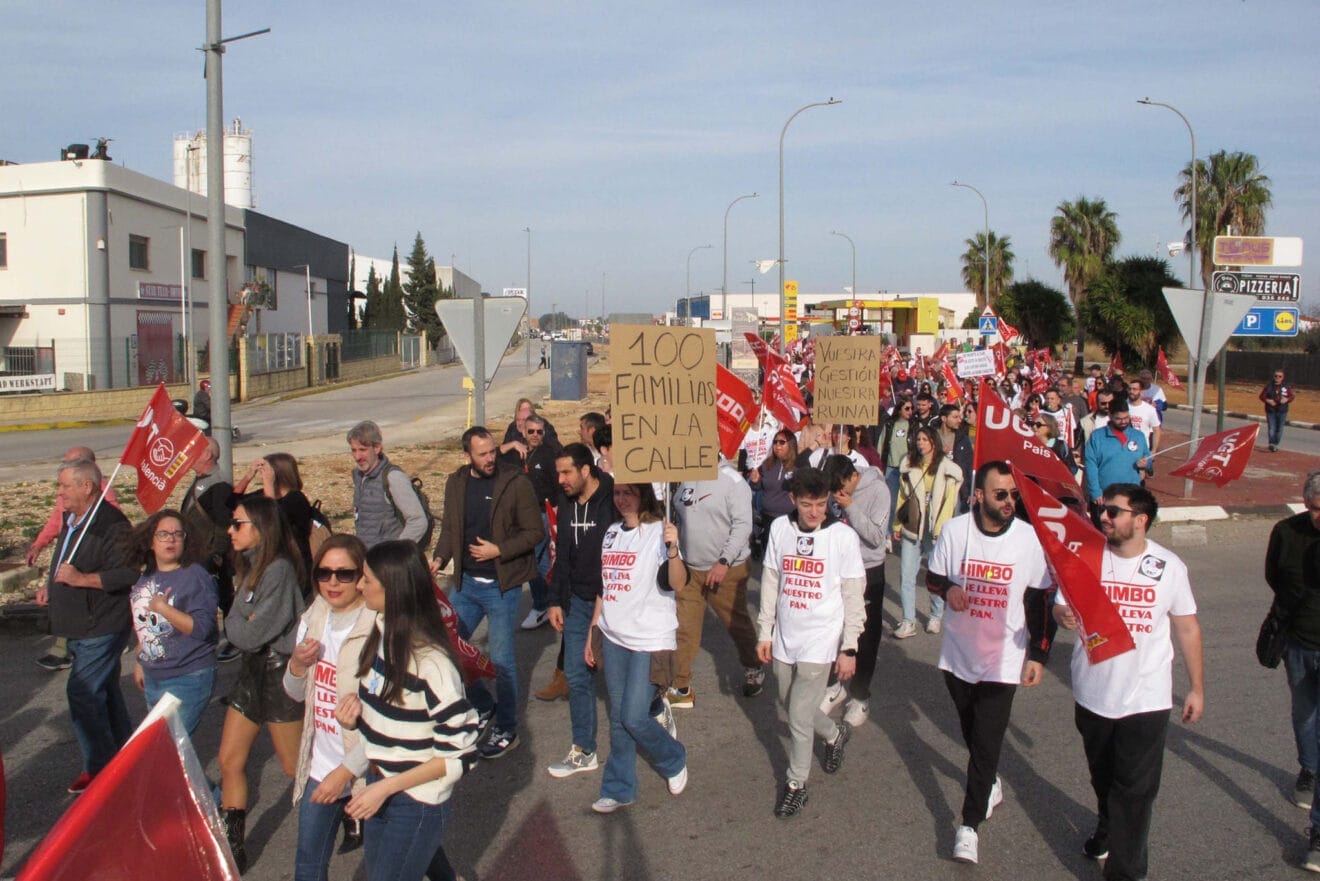 Manifestación por el cierre de la fábrica Bimbo El Verger 09
