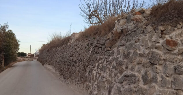 Imagen: Muros de pedra en sec del camino Abiar Alta de Teulada