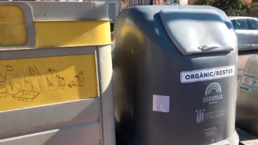 Nuevo contenedor de residuos sólidos y orgánicos en Ondara