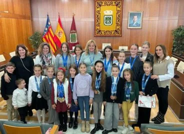 Calp realiza un reconocimiento a las gimnastas por sus 24 títulos 24 recepcion3
