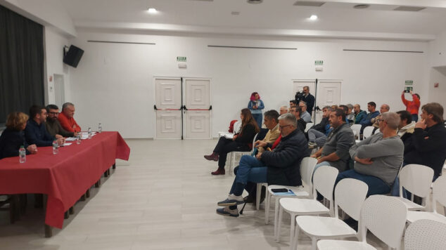 Imagen: Reunión de la Xarxa d'Alcaldes en la Casa de Cultura de Els Poblets