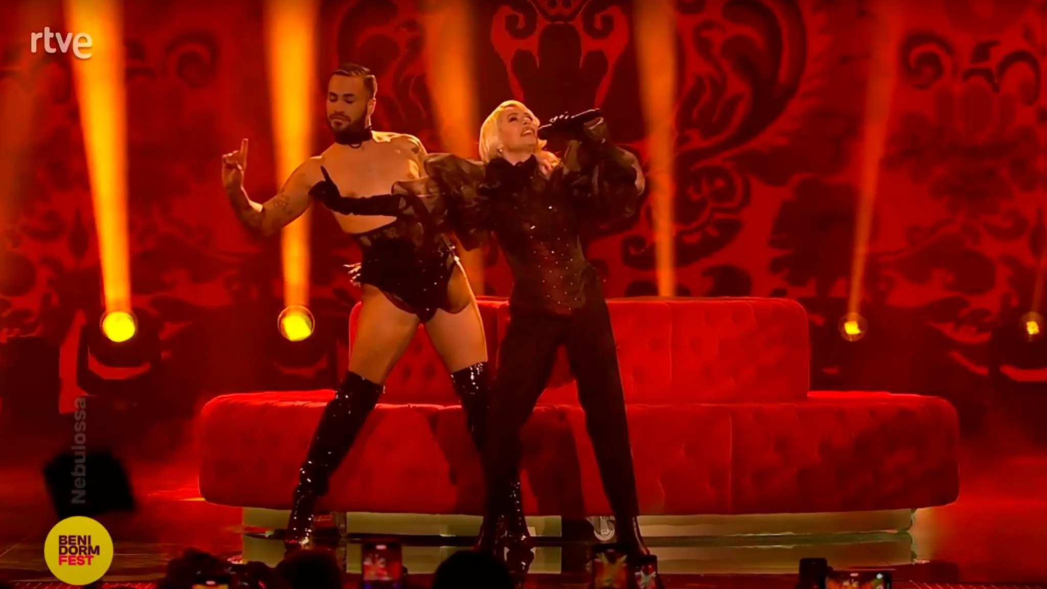 actuacion de nebulossa en la seminifnal del benidorm fest 2024