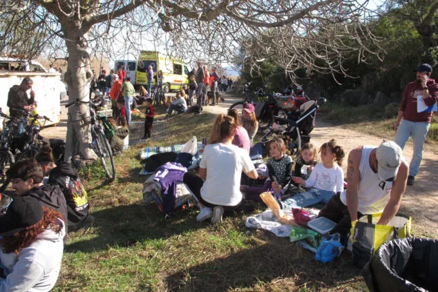 La Baixà del riu Bullent y la Marjal acaparan las miradas de la primera parte del Carnestoltes de Pego 33 baixa del riu bullent en la marjal de pego 2024 33