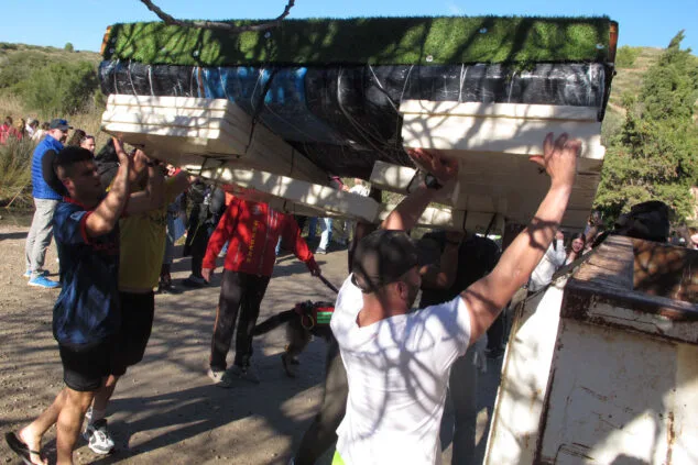 La Baixà del riu Bullent y la Marjal acaparan las miradas de la primera parte del Carnestoltes de Pego 40 baixa del riu bullent en la marjal de pego 2024 40