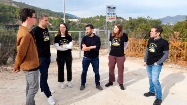 compromis y salvem la vall frente a los terrenos del pai medina lliber