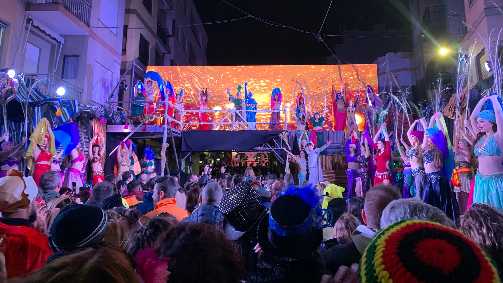 escenario de aladin en el festival darts esceniques 2024 del carnaval de pego