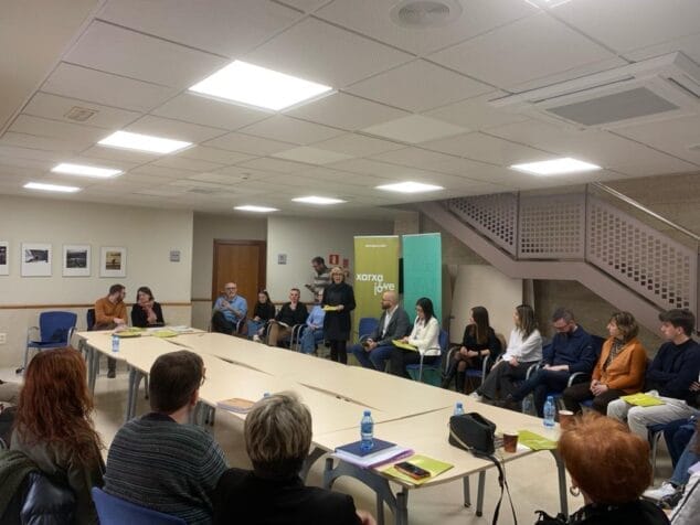 Imagen: La alcaldesa de Xàbia en la presentación de la reunión comarcal de Juvenud