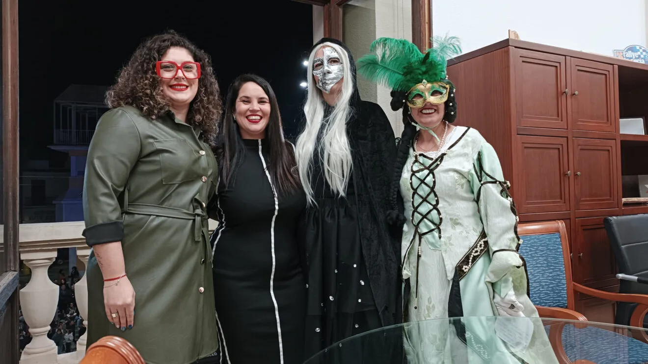 Mari Carmen Cambrils en el pregón del Carnestoltes de Pego 2024 - Ajuntament de Pego