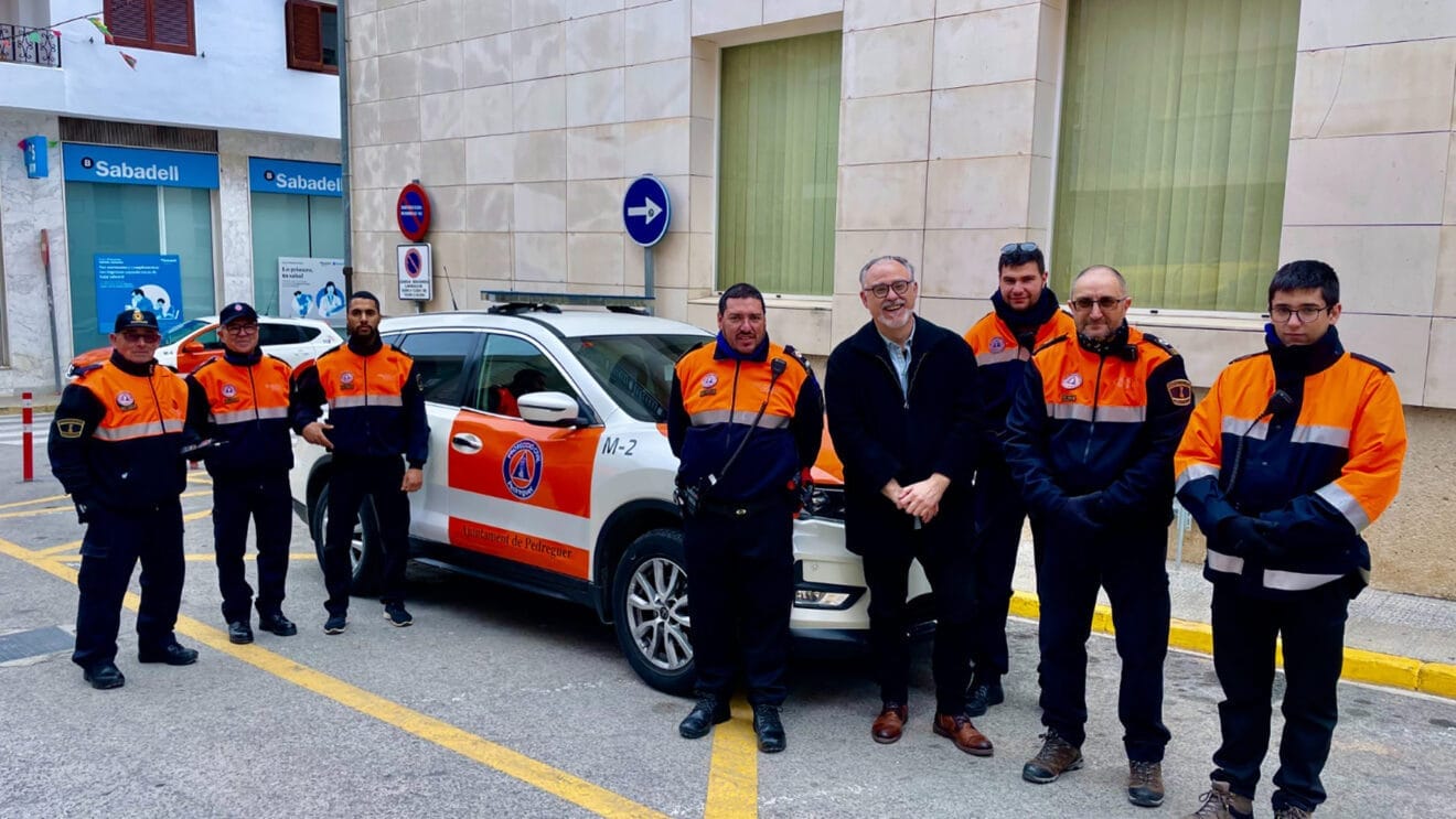 Nuevo vehículo de Protección Civil de Pedreguer destacada
