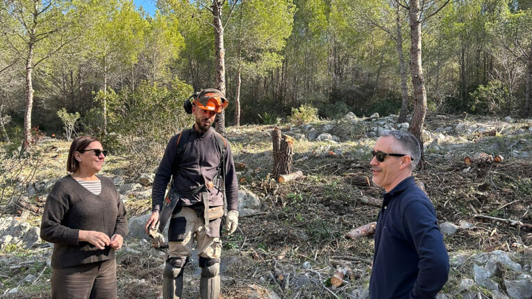 Trabajos de prevención de incendios destacada