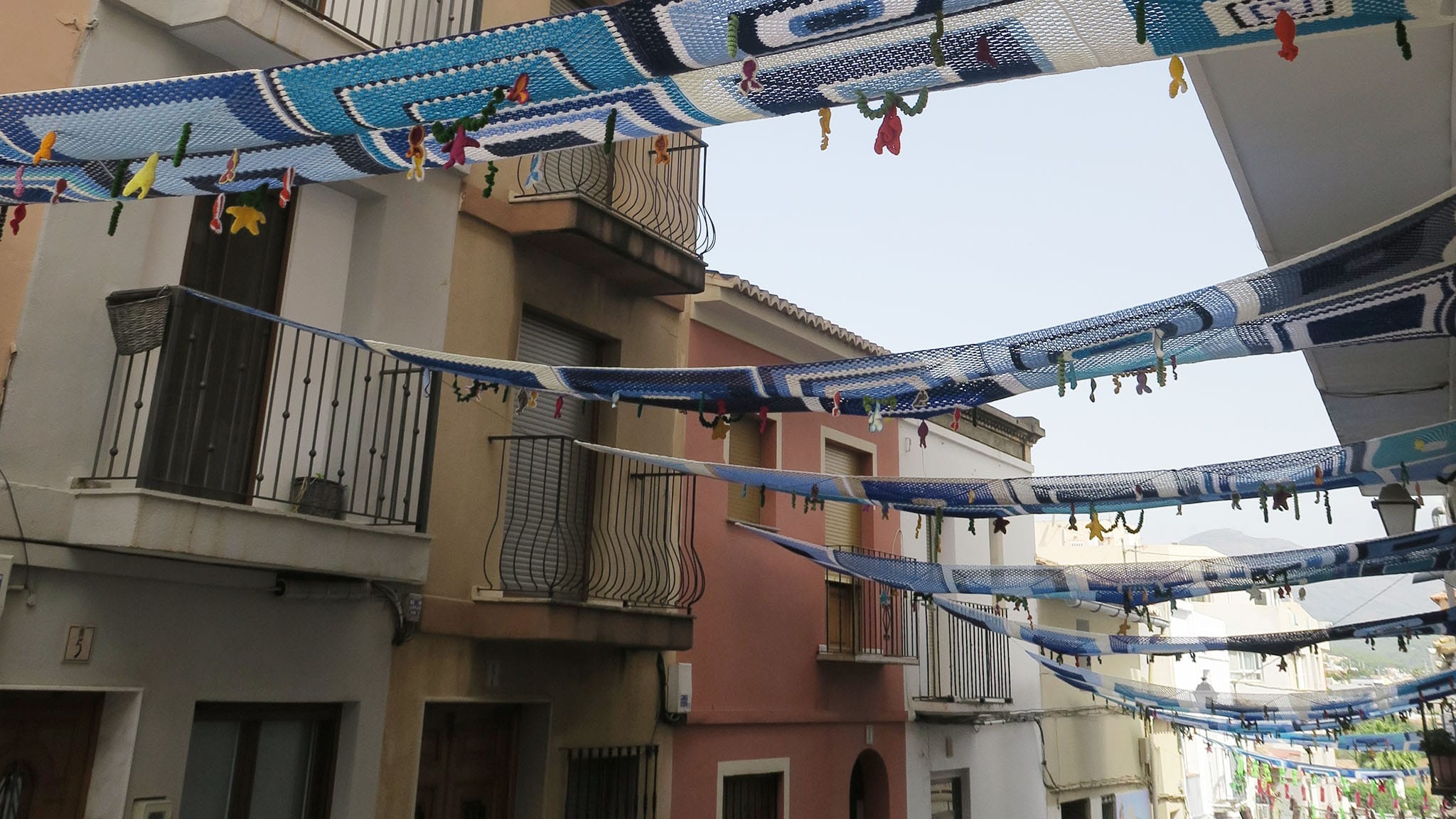 una de las obras de art al carrer de calp