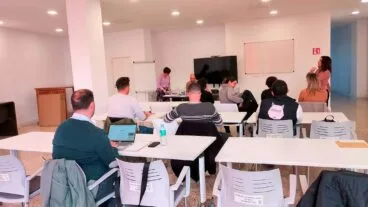 una docena de personas participan en el programa ondara activa