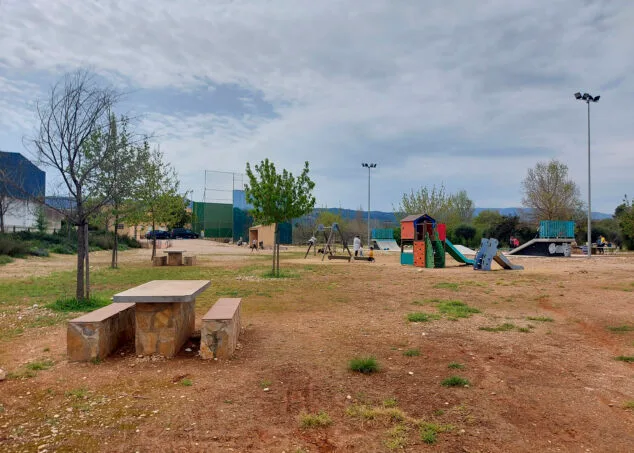 Imagen: Área recreativa en Beniarbeig junto al río Girona