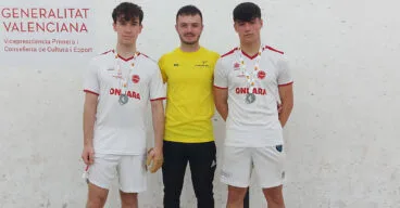 arnau mas y jose miguel sastre de la escola de pilota de ondara