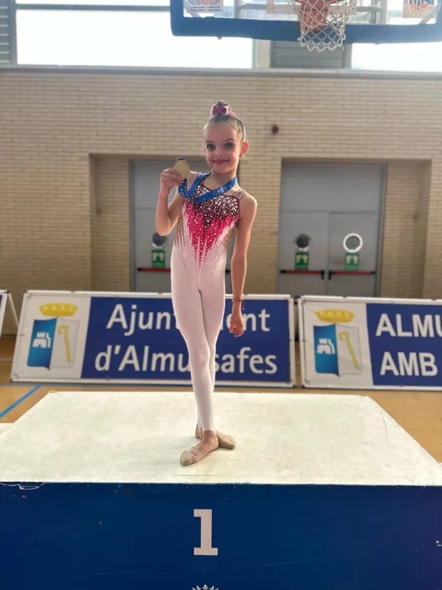 Daniela Avellá del C.G. Les Marines de Calp se proclama Campeona Provincial y Triana Ruano consigue el Bronce Provincial prebenjamín 2 Imagen: Daniela Avellá, Campeona Provincial