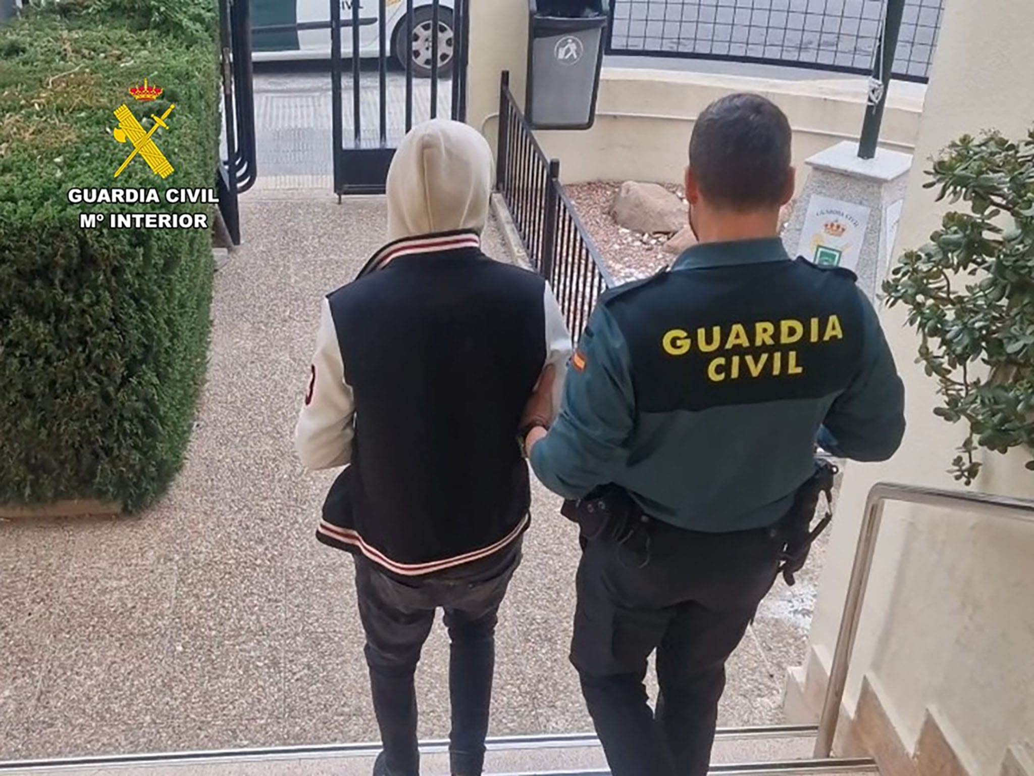 detenido en calp por el robo con violencia