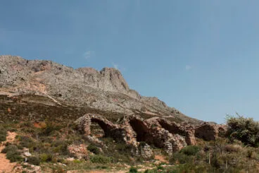 El fuerte y la Sierra de Bèrnia