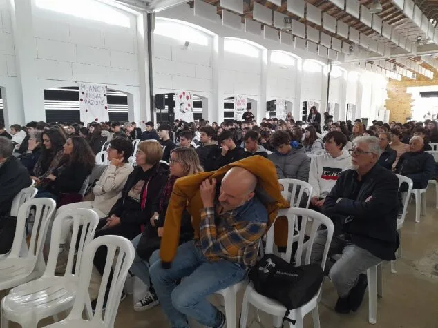 Trescientos alumnos del IES Xebic de Ondara participan en los actos del Ciclo de Memoria Democrática 1 Imagen: Público asistente a las jornadas de memoria democrática