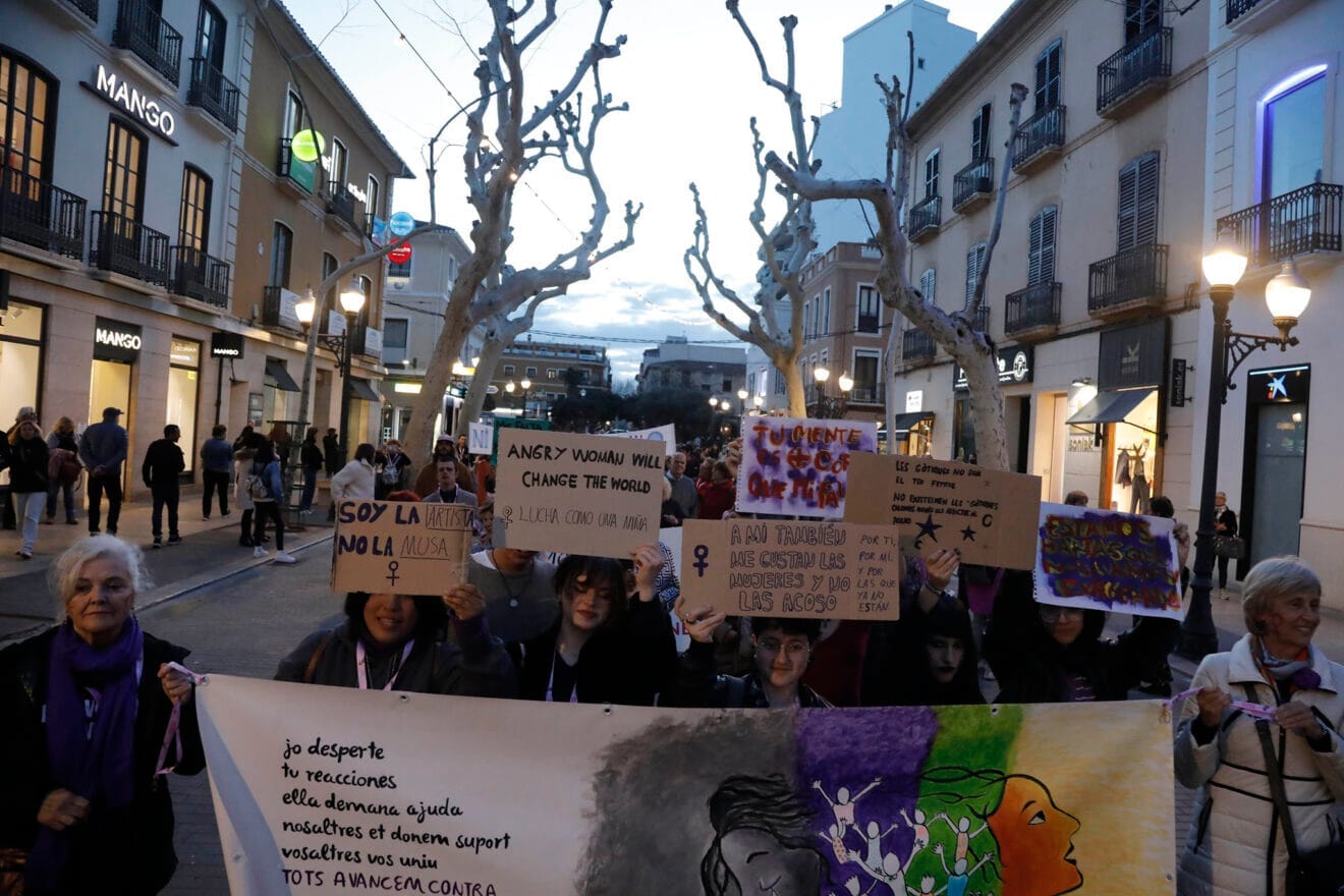 Manifestación del 8M en Dénia en 2024 04