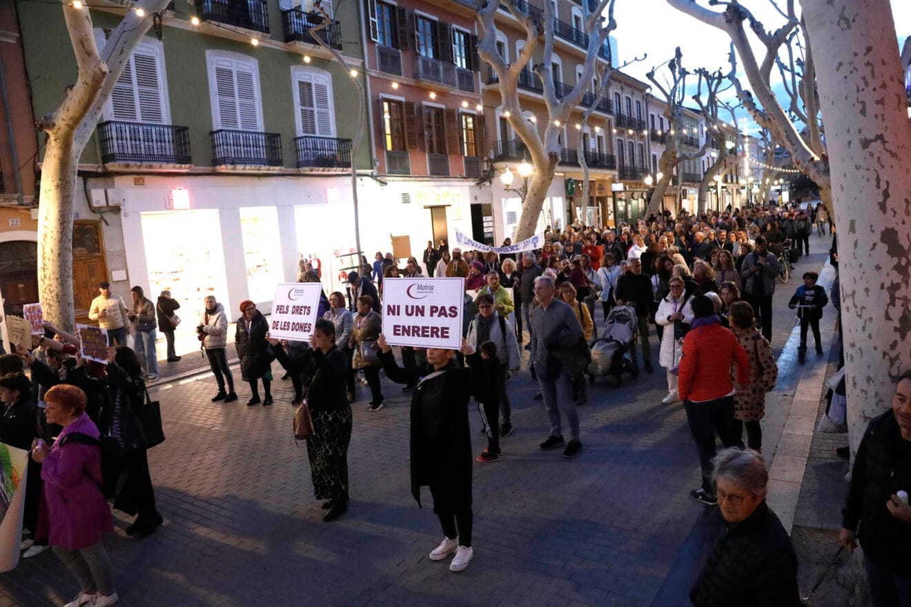 Manifestación del 8M en Dénia en 2024 10