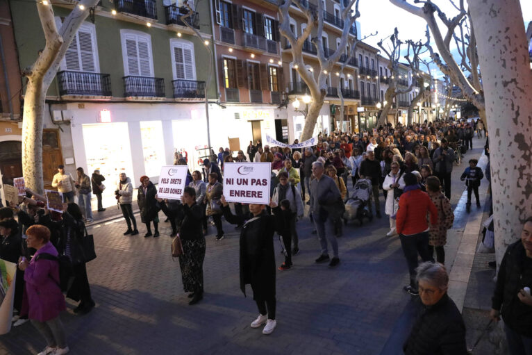 Manifestación del 8M en Dénia en 2024 10