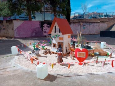 Monumento completo de la Falla de Obrint Camí 2024 de Pego