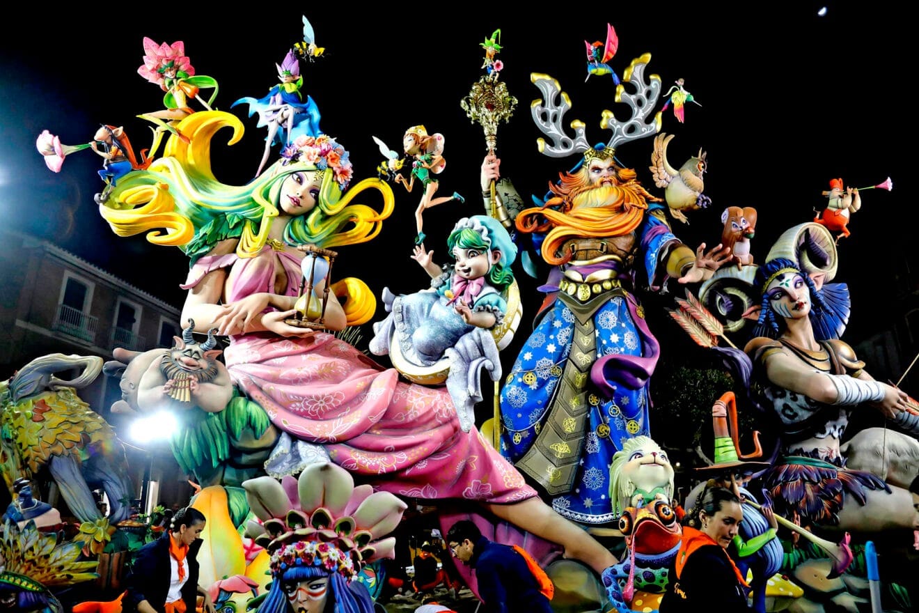 Monumento grande de la Falla Centro de Dénia en 2024