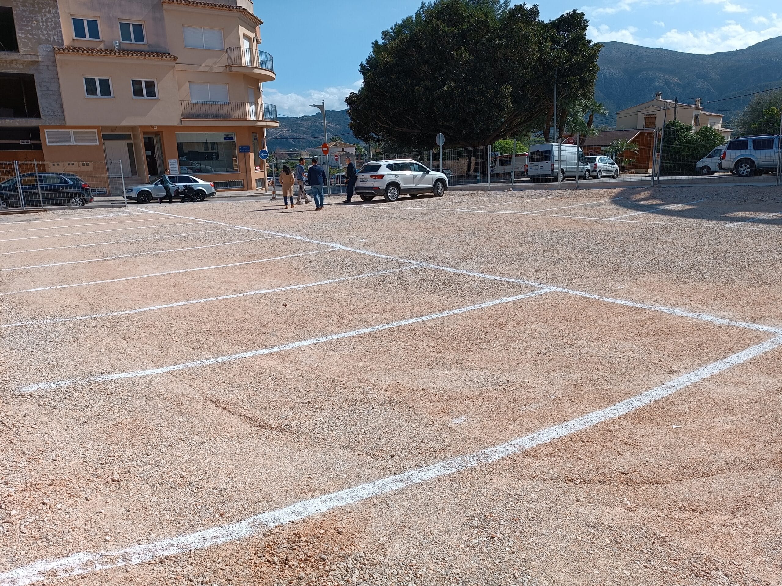 nueva zona de aparcamiento en pego scaled