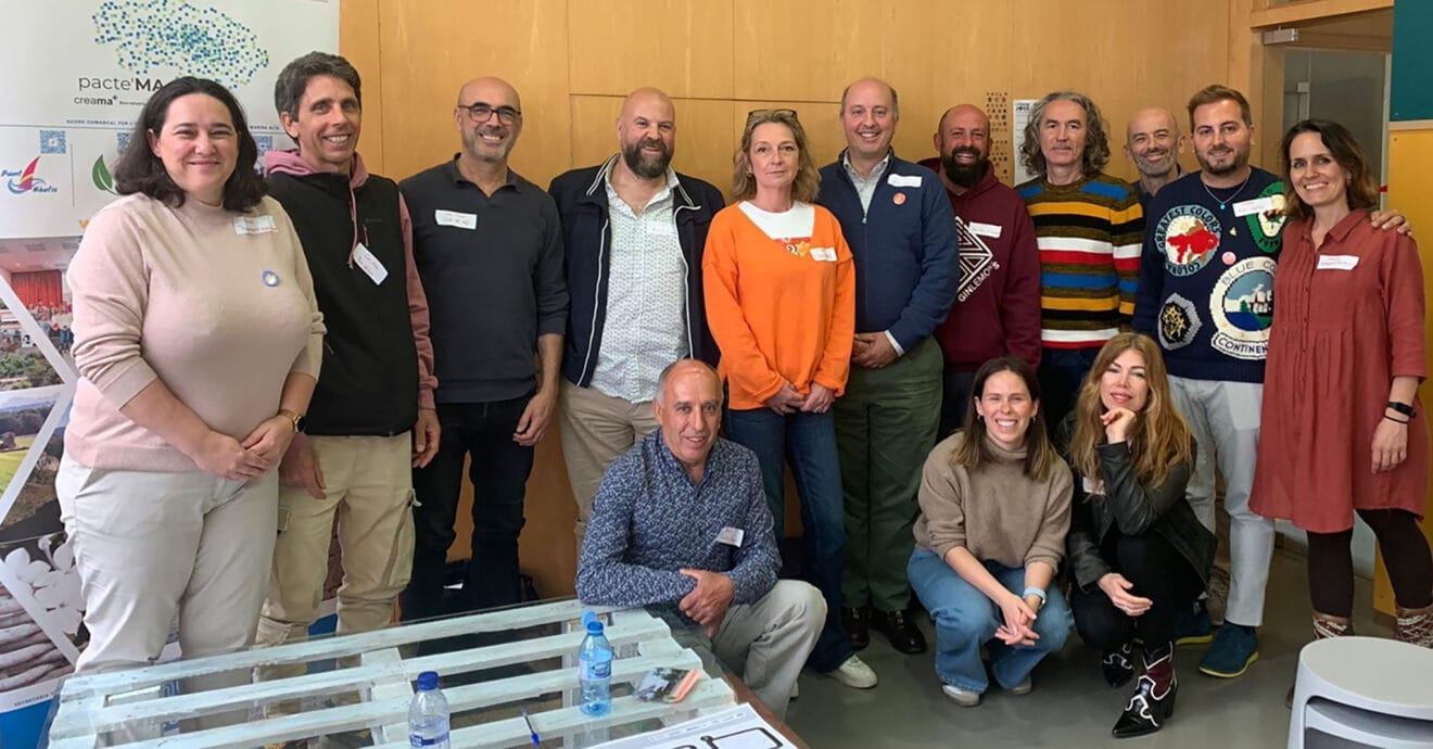 Participantes del tercer encuentro de empresas turísticas de PACTE'MA en Museo Ca Lambert - Centro de Artes Andrés Lambert de Xàbia