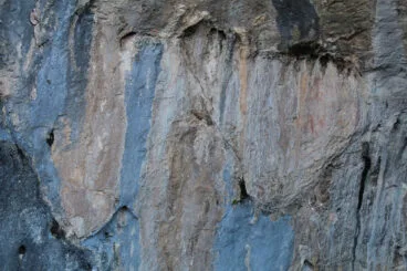 Pinturas rupestres de yacimiento de la Peña de l’Ermita del Vicari en la Sierra de Bèrnia