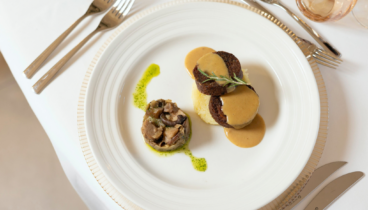 Platos sofisticados y elaboración gastronómica
