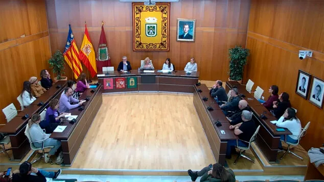 Imagen: Reunión sobre la situación de emergencia educativa que atraviesa Calp