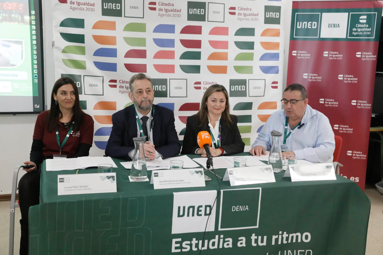 Rueda de prensa sobre la investigación Coeduca