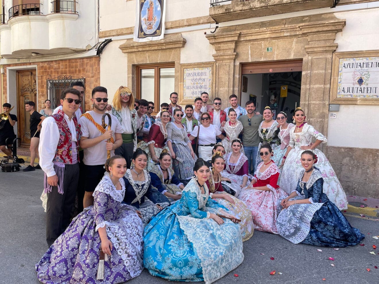 Alcalde de San Pancracio en las Fiestas de la Rosa de Benoitatxell en 2023