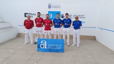 Equipos masculinos de escala i corda de la Federación de Pelota Valenciana en el Trinquet Ondara