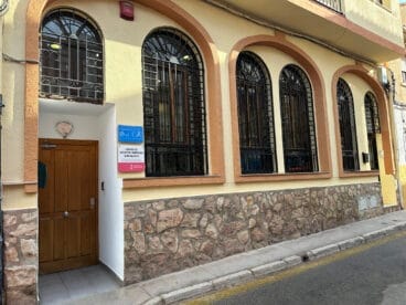 Fachada del Centro de Desarrollo Infantil de Atención Temprana de la Marina Alta en el casco histórico de Dénia
