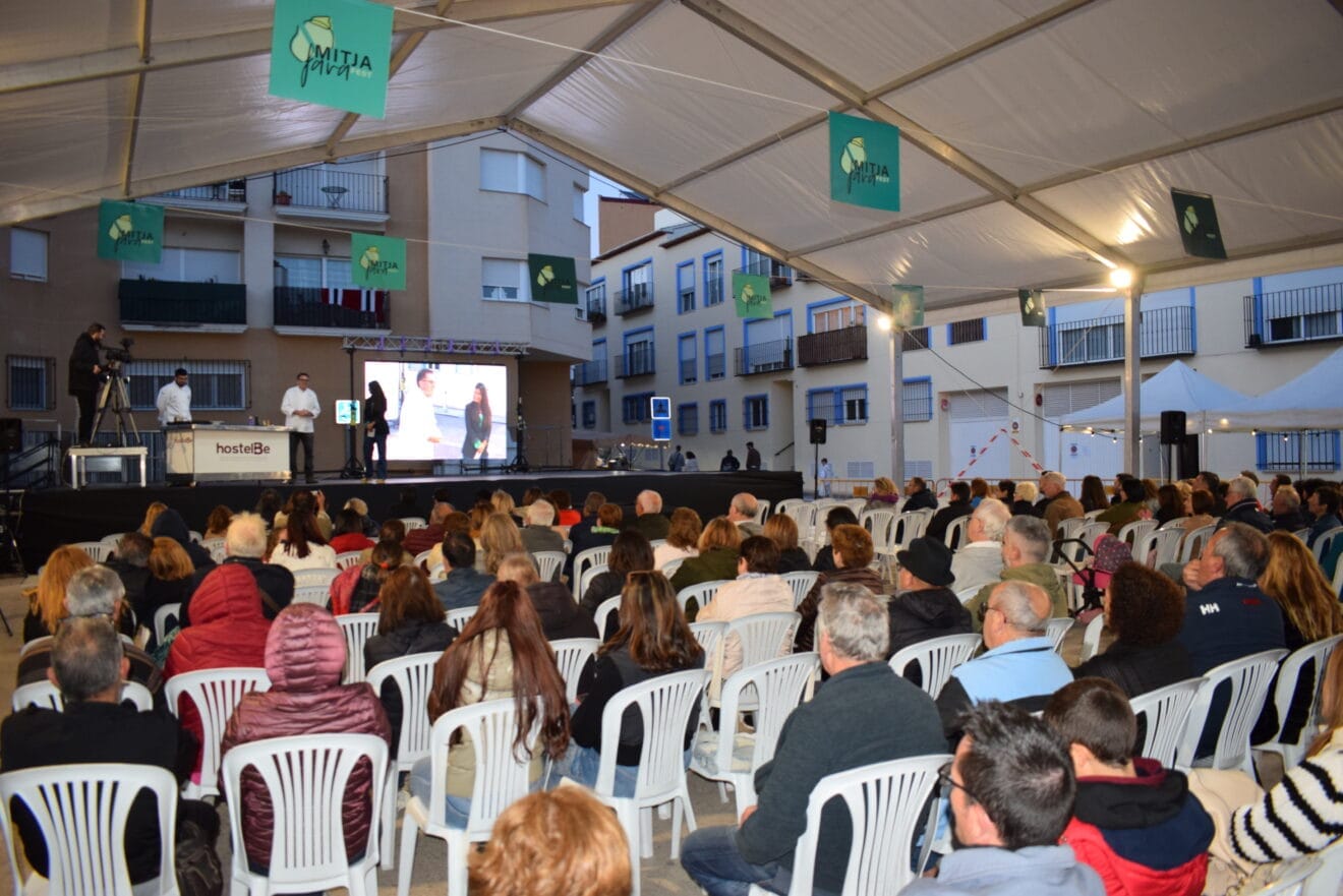 Showcooking en el Mitjafava Fest en el Poble Nou de Benitatxell