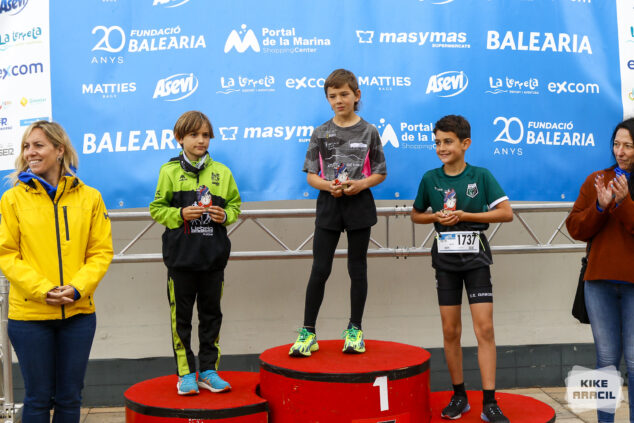 Imagen: Podio benjamin masculino de la Volta a Peu Portal de la Marina