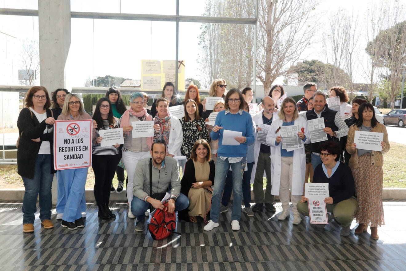 Trabajadores del Departamento de Salud Dénia contra recortes04