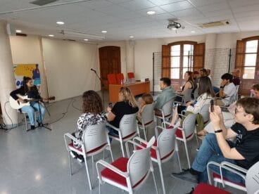 Actuación de Marta Fornali en Premis Gatzara Ondara