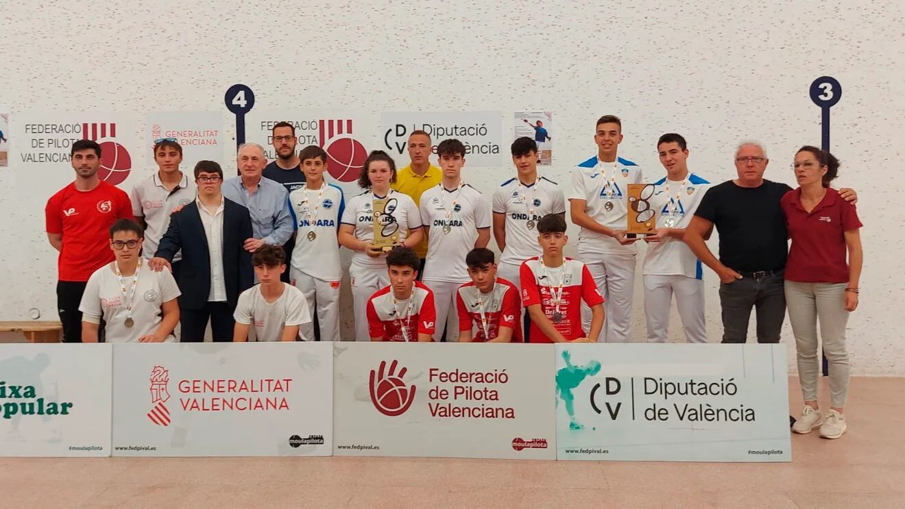 Cadetes de la Escola Municipal de Pilota de Ondara en la Final Provincial JECV de Escala i Corda
