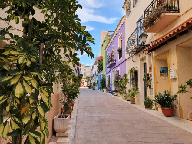Imagen: Calle del casco antiguo de Calp