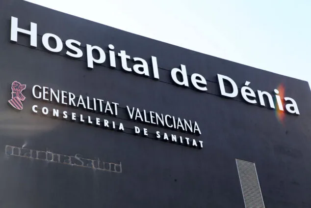 cartel principal del hospital de denia