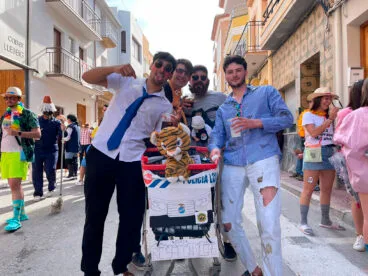 Disfraces en las fiestas de la Rosa de Benitatxell 2024 10