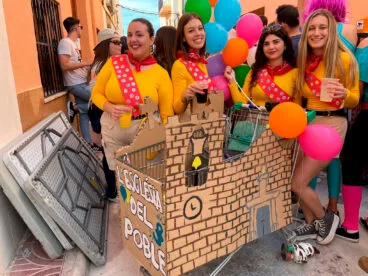 Disfraces en las fiestas de la Rosa de Benitatxell 2024 22