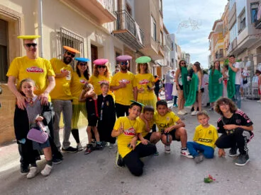 Disfraces en las fiestas de la Rosa de Benitatxell 2024 35
