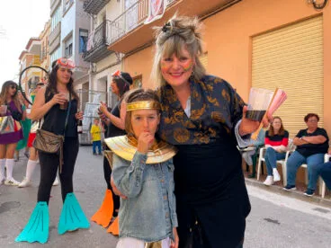 Disfraces en las fiestas de la Rosa de Benitatxell 2024 38