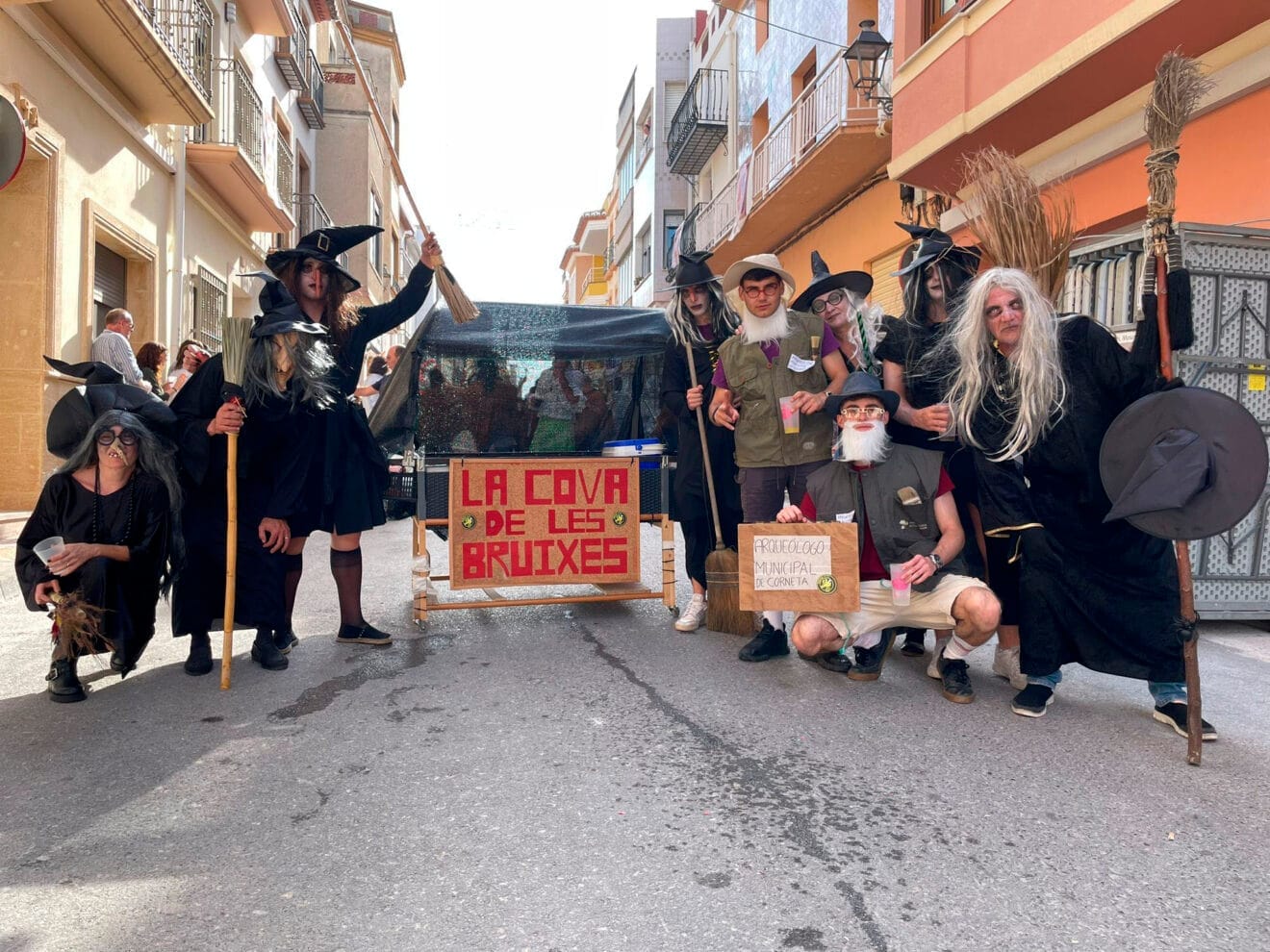 Disfraces en las fiestas de la Rosa de Benitatxell 2024 56