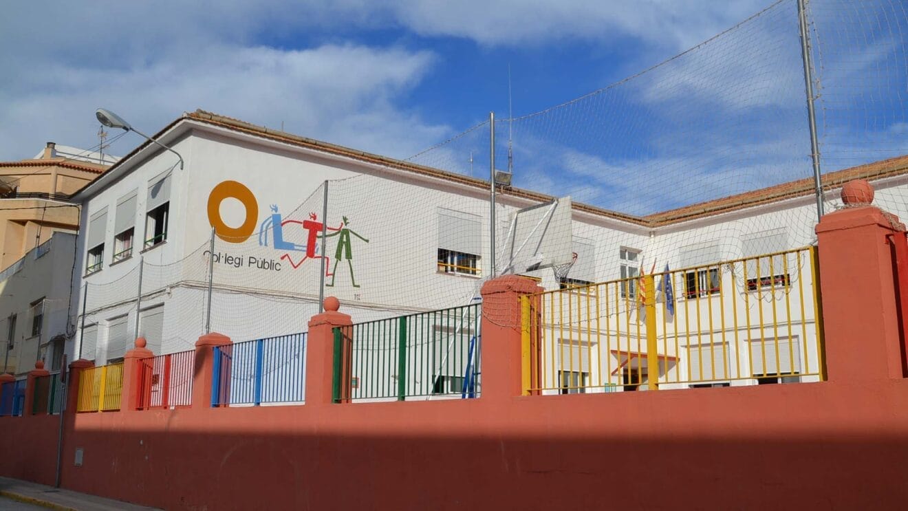 Edificio del CEIP Oltà de Calp (archivo)