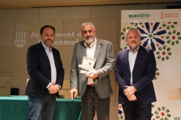 El alcalde recoge el premio de Ecovidrio